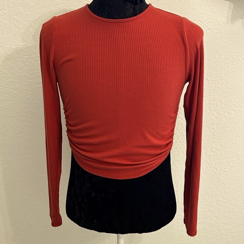 Forever 21 Rust Ribbed Tie-Back Blouse